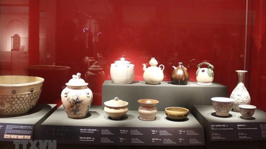 Vietnam’s antiques exhibited in RoK