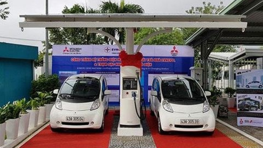 Vietnam’s first station for e-vehicles opens in Da Nang