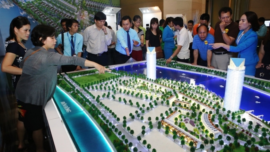 Vietnam’s real estate market likely to stay stagnant this year