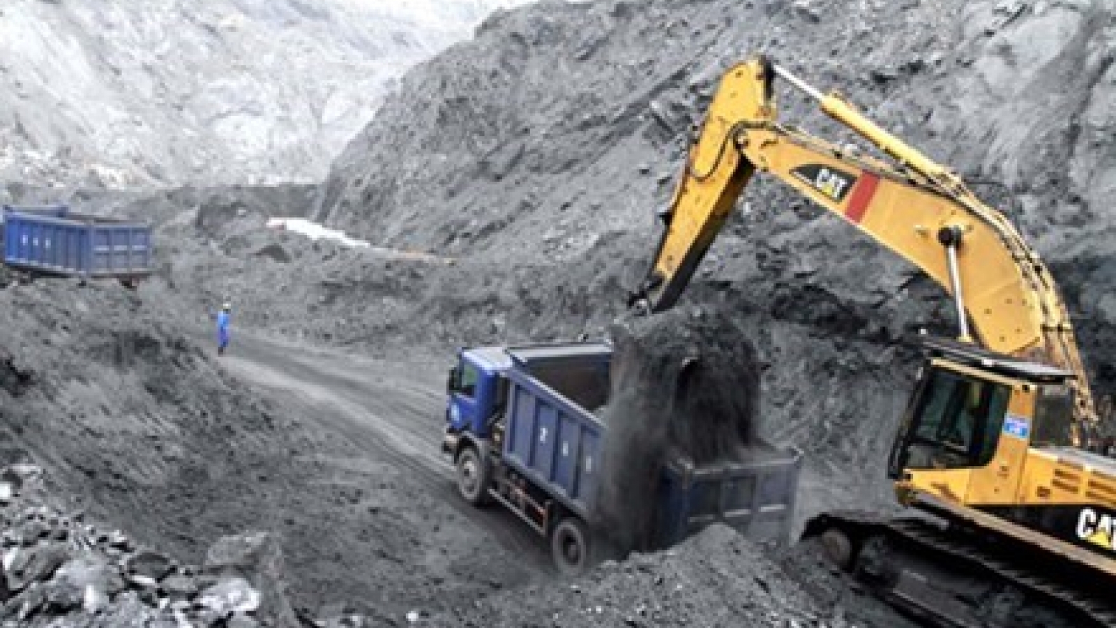 Vinacomin records stable consumption in nine months