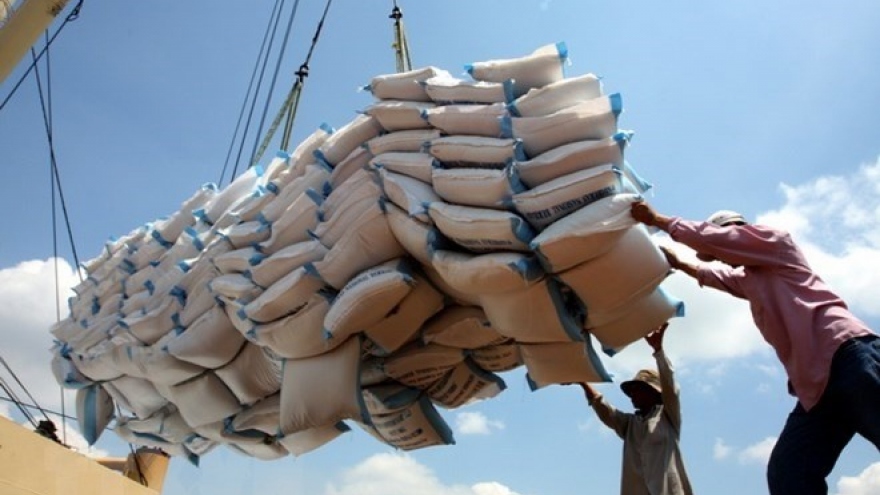 Local firms win bid to supply rice for Philippines