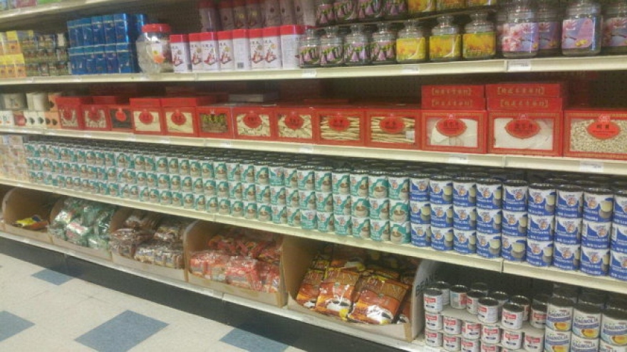 
        Vinamilk products hit US supermarket shelves
                              