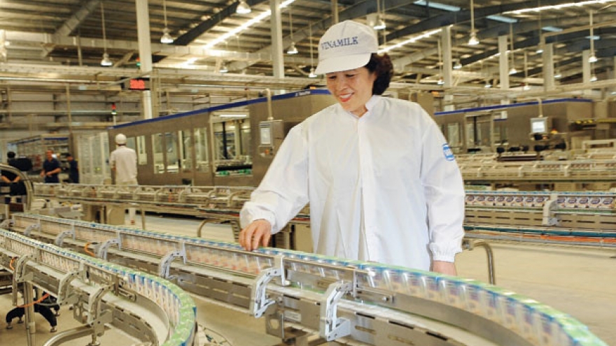 F&N subsidiary fishing for more Vinamilk shares