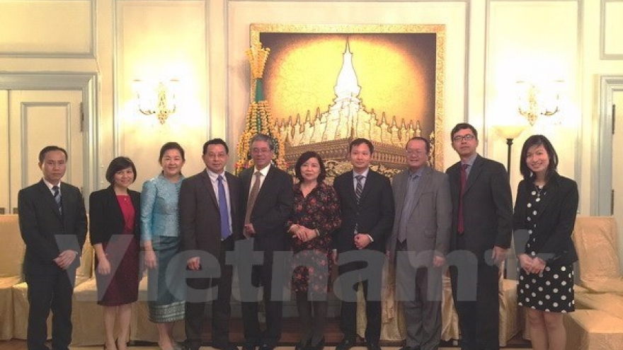 New Year Greetings to Lao Embassy