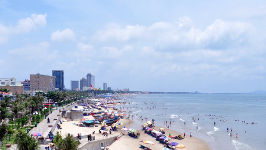 Vung Tau beach transformed: clean, tidy and healthy