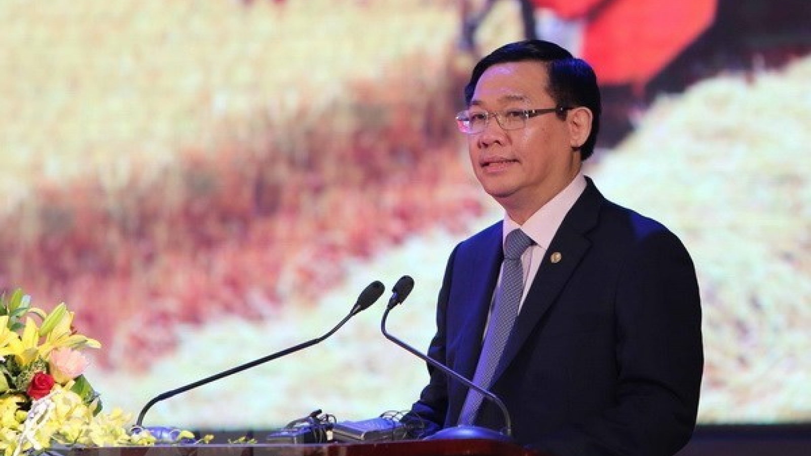 Deputy PM highlights importance of salary policy