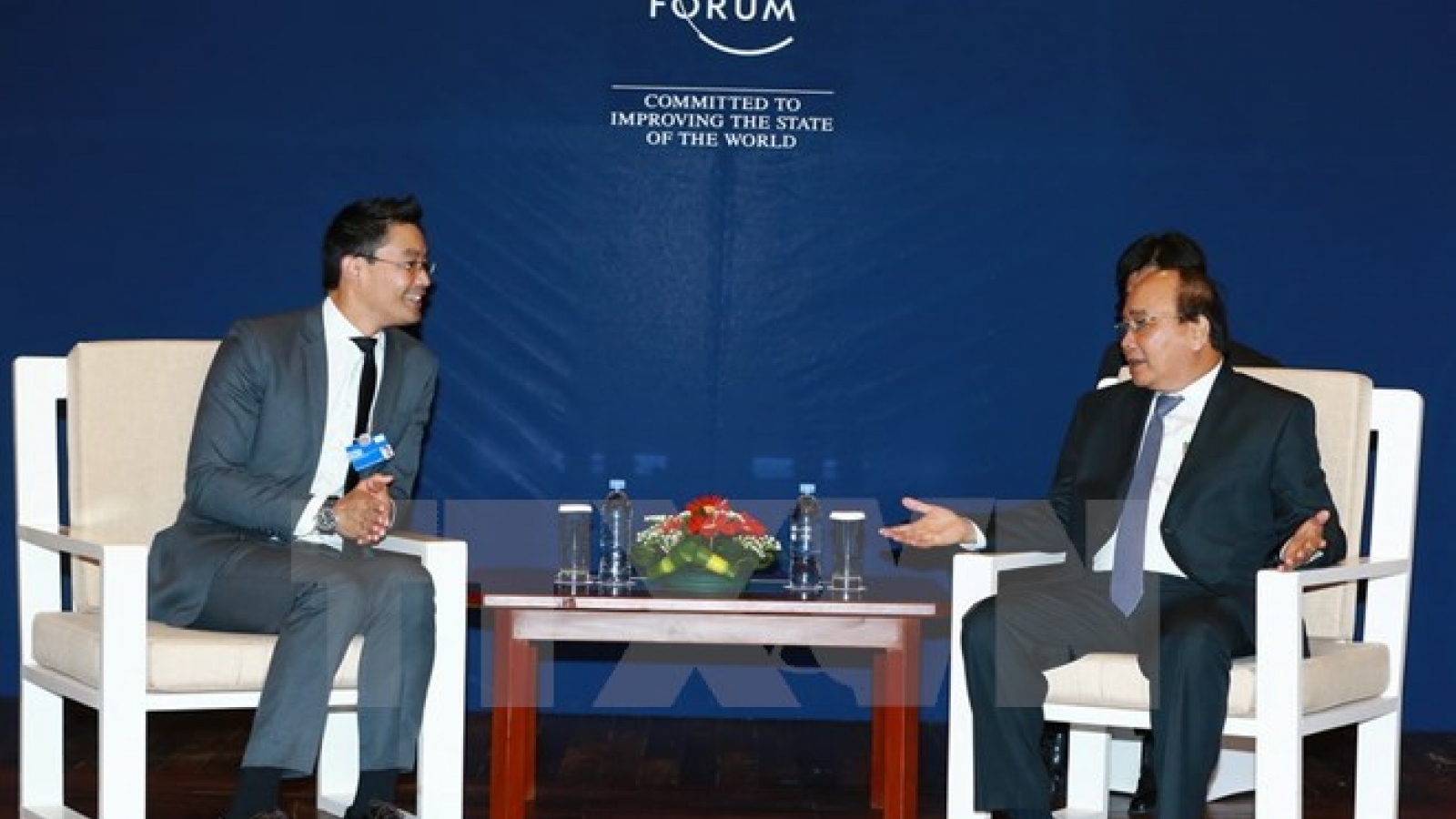 PM receives WEF, AIIB, Cisco leaders