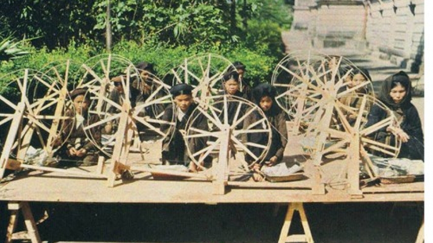 Timeless beauty: Vietnamese women in 1910