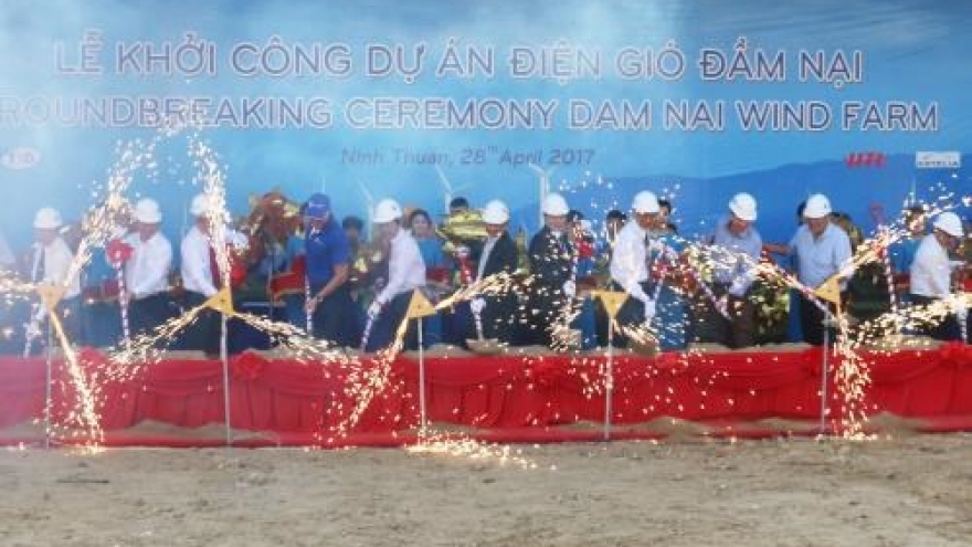 
        Wind power plant built in Ninh Thuan
                              