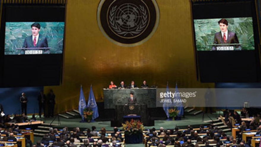 175 countries sign Paris agreement on climate change