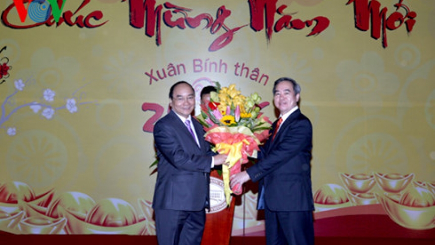 Deputy PM extends New Year greetings to banks