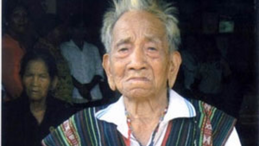 Ethnic M’ Nong recognised as nation’s oldest man