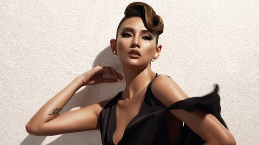 Vo Hoang Yen dazzles in Do Manh Cuong’s designs