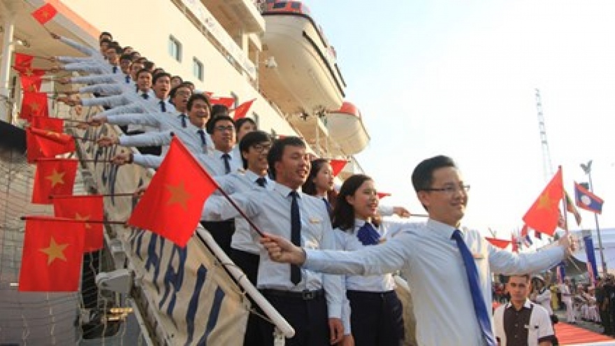 Southeast Asian and Japanese Youth ship arrives in HCM City