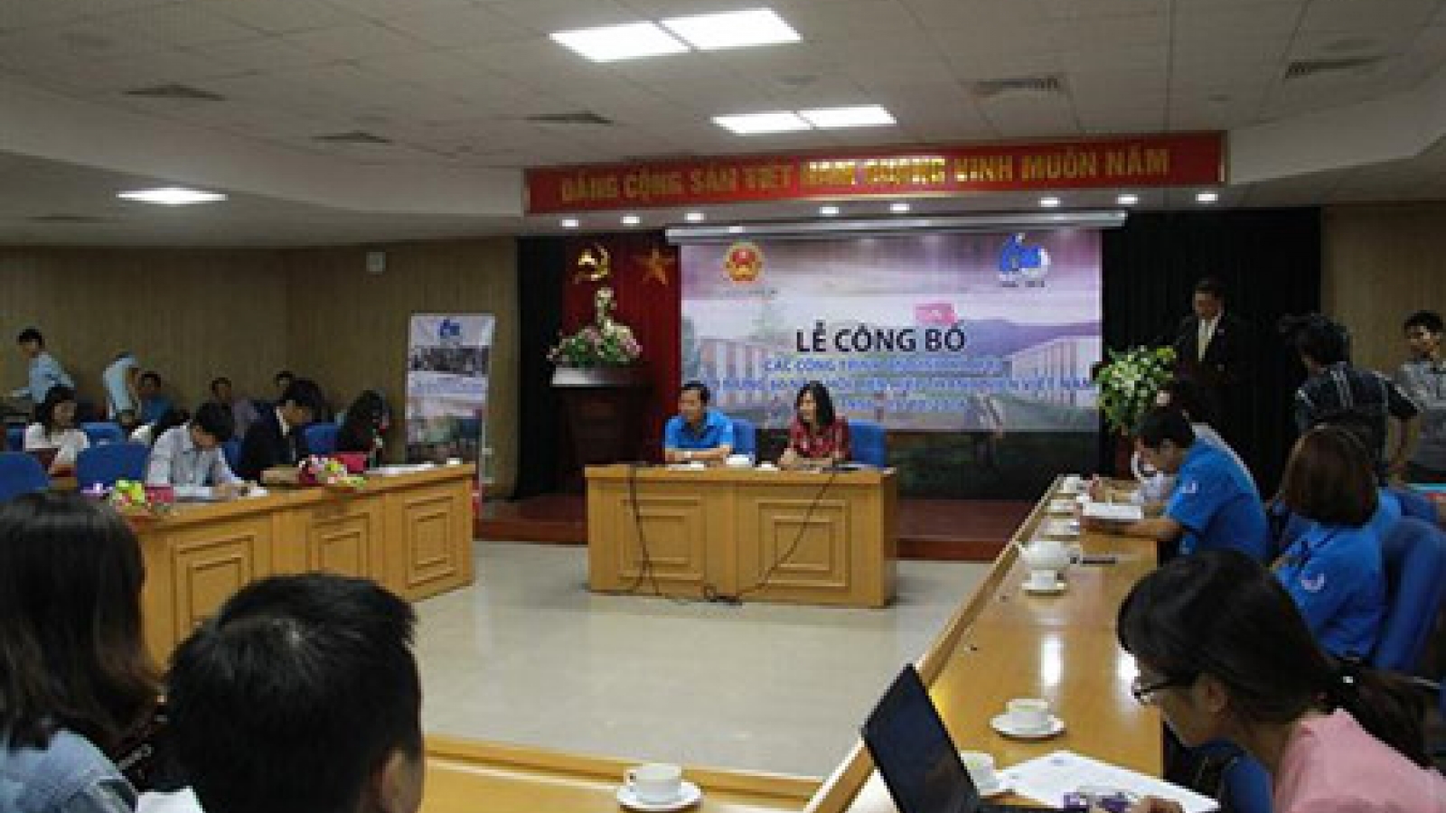 Youth Federation calls for donations to social welfare projects