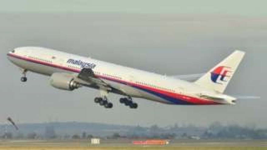 Malaysia: two more debris confirmed from missing MH370