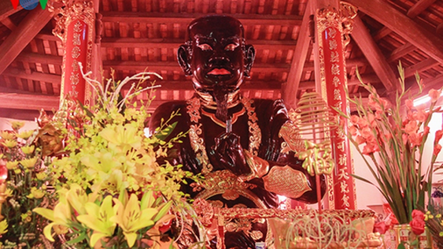 Huyen Thien Tran Vu statue a national treasure