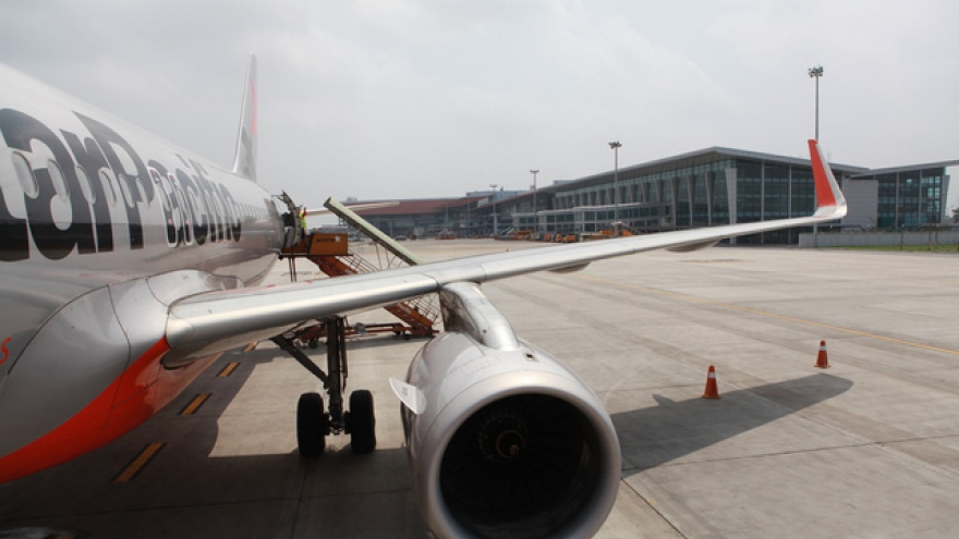 ​Jetstar flight makes emergency landing in Hanoi