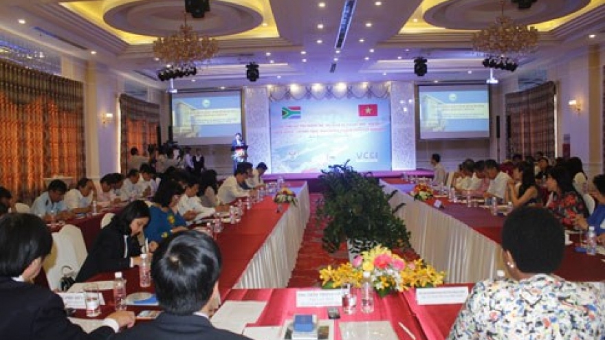 Vietnam, South Africa promote trade, tourism