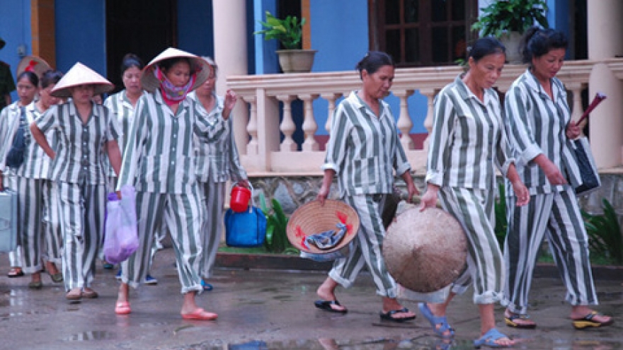 Vietnam may allow conjugal visits to make prisons more humane