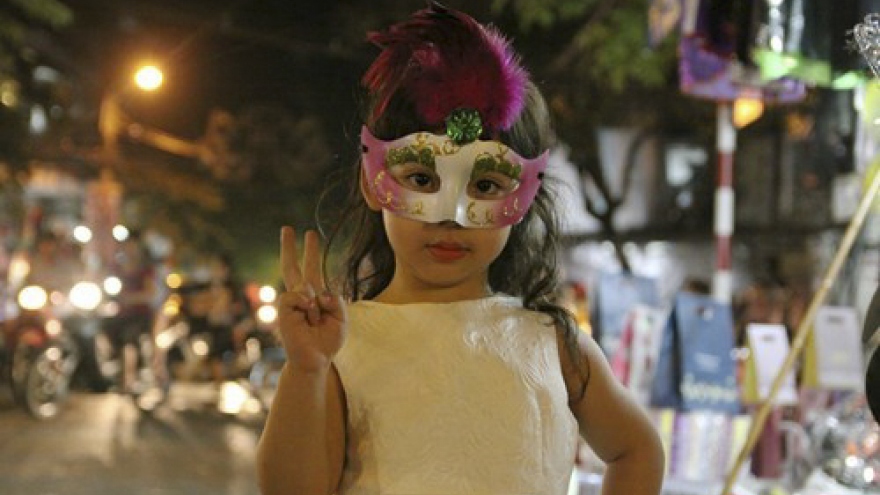 Vietnamese kids dress up for Halloween