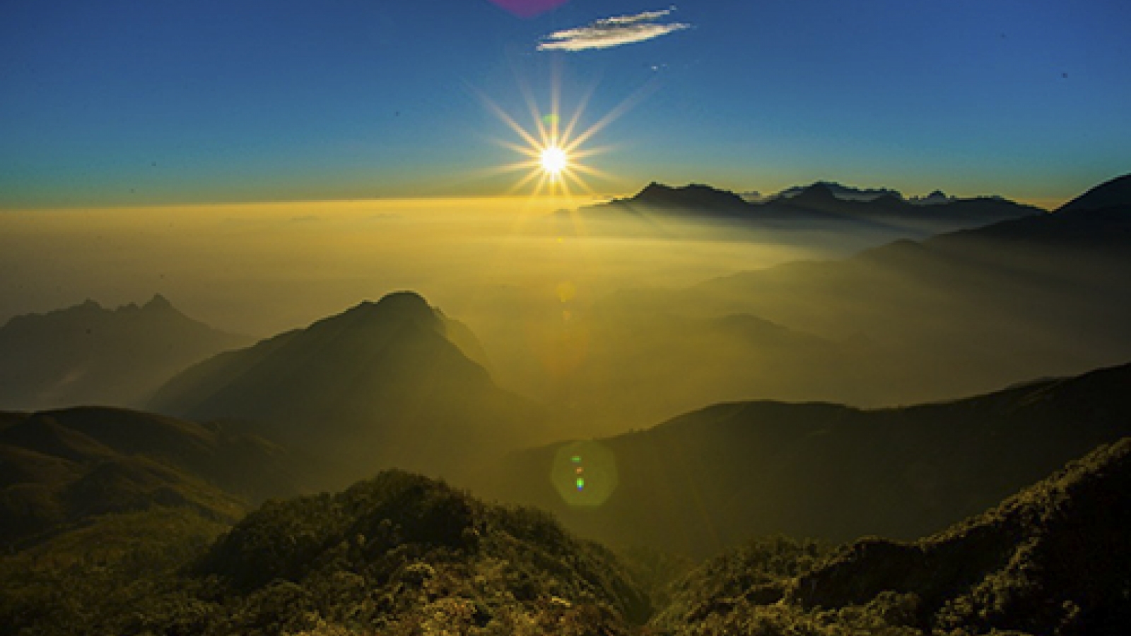 Bach Moc Luong Tu mountain adventure