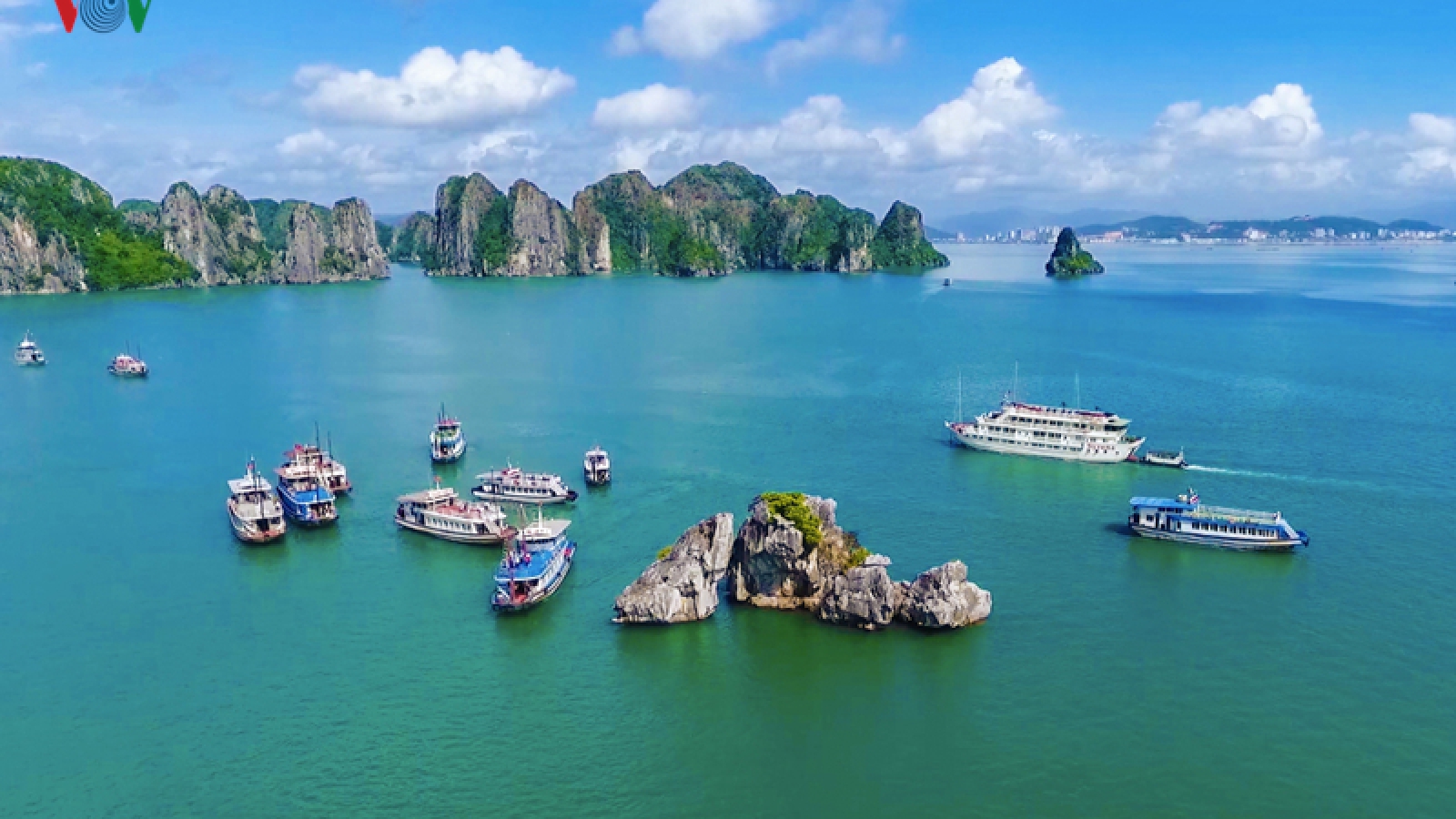 Preparations underway in Ha Long ahead of ASEAN+3 Song Contest