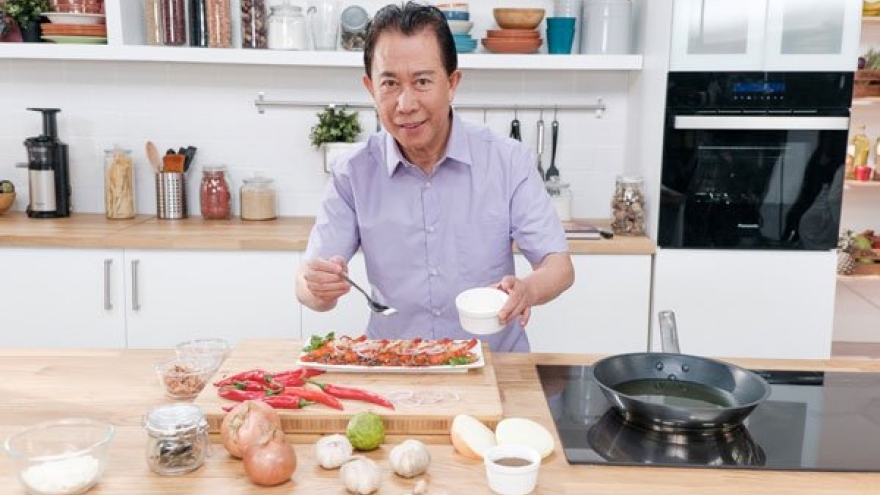 Celebrity chef Martin Yan comes back to Vietnam