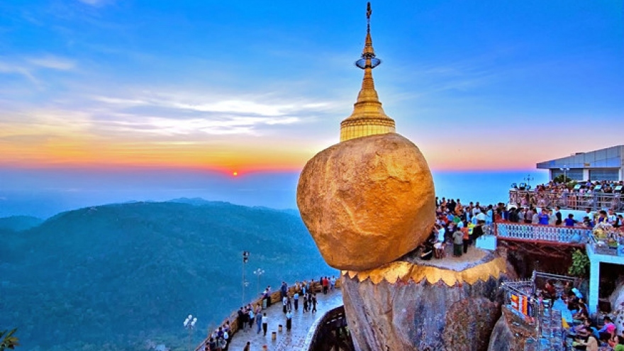 10 ASEAN Photo Trophy Winners