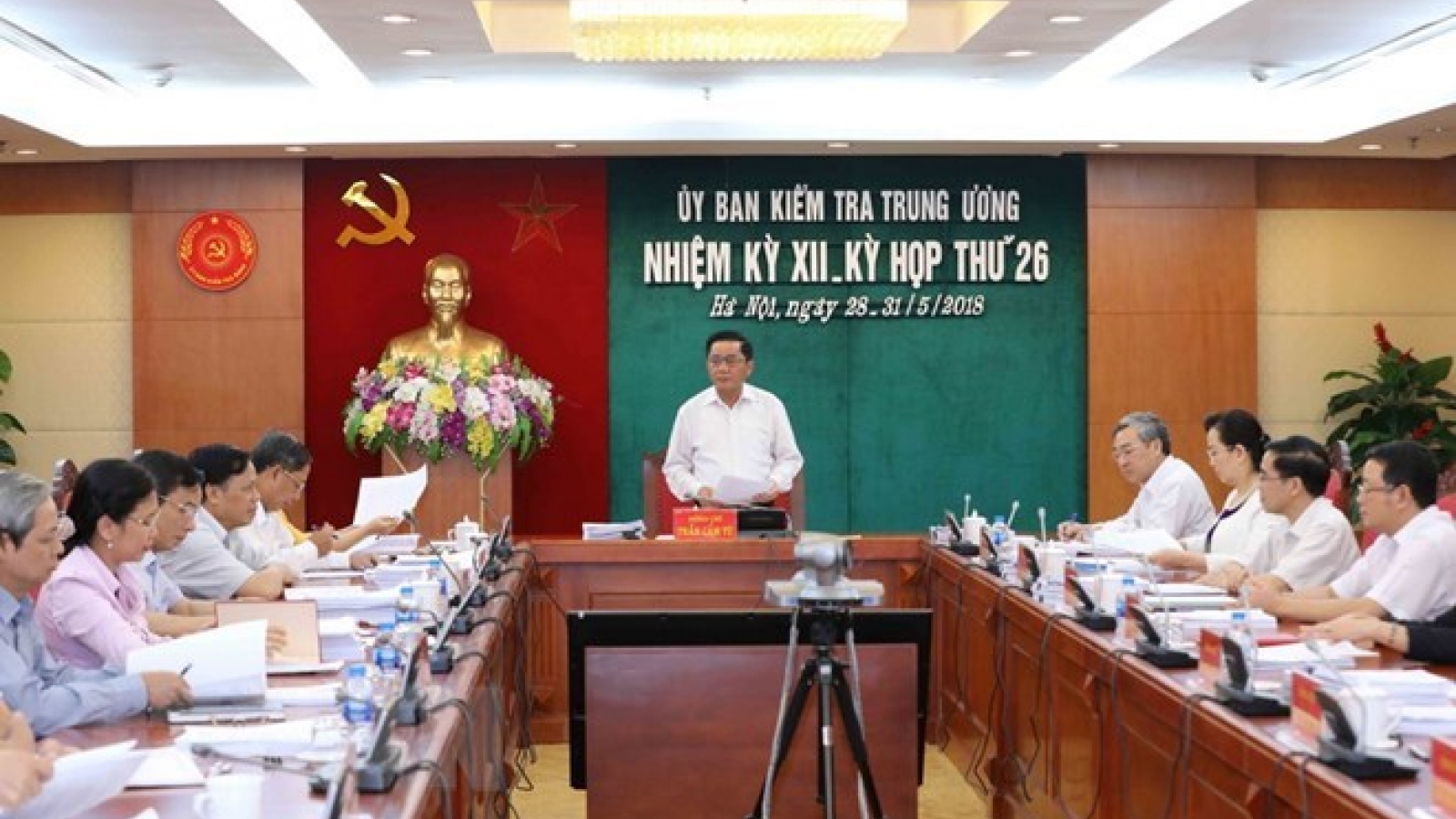 Party commission announces violations in Mobifone’s AVG purchase