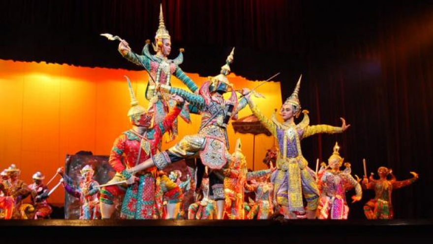
        Thai masked drama to be proposed as UNESCO Intangible Cultural Heritage
                              
