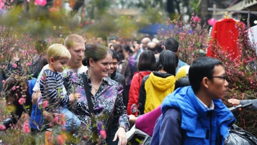 Westerners share the joy of TET 