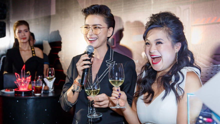 Actress of Vietnamese descent promotes new “Star Wars” blockbuster 