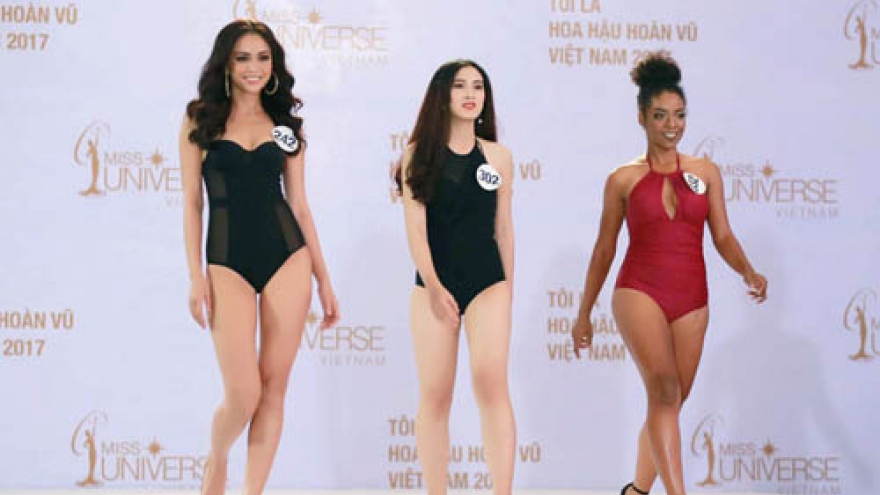 Miss Universe Vietnam contestants show off beauty in swimsuits