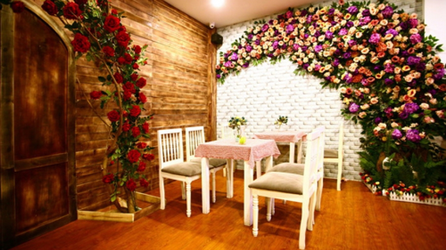 Romantic café for lovers in Bien Hoa City