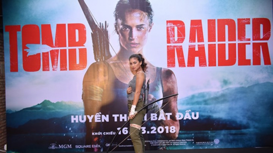 Alicia Vikander in Vietnam to promote new “Tomb Raider” film