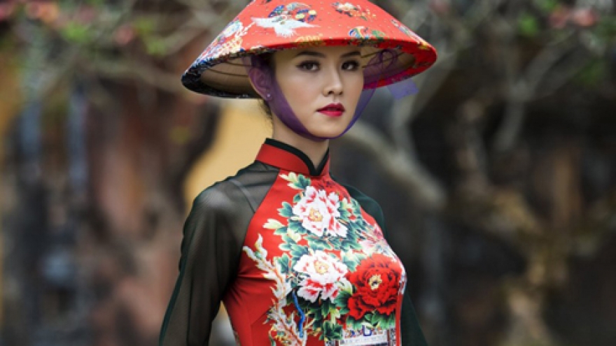 Designer Viet Bao to debut latest collection at Hue Craft Festival 2019