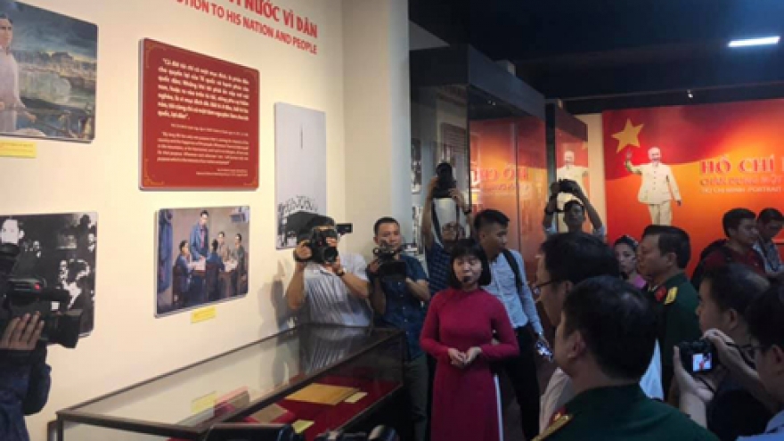 President Ho Chi Minh exhibition opens in Hanoi