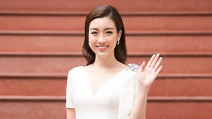 
        My Linh delights in white at Miss Vietnam qualifiers
                          
                      