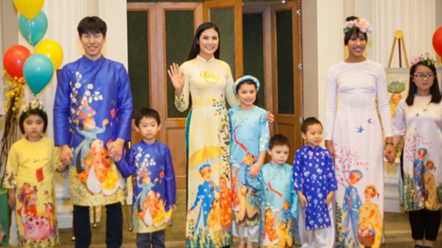 Ngoc Han presents new Ao Dai collection in New York