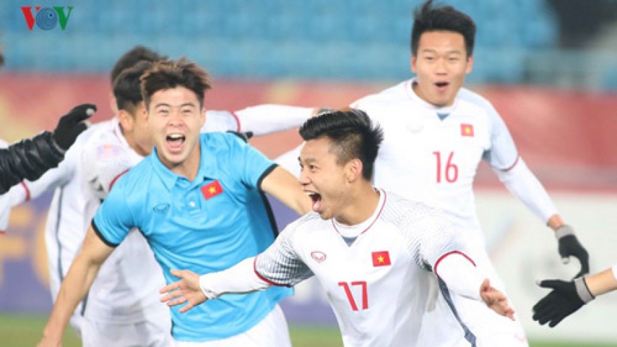 PM awards certificates of merit to U23 team members