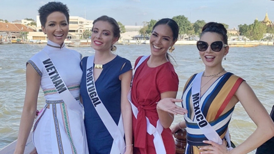  H’Hen Nie shines at Miss Universe 2018 with fashionable outfits