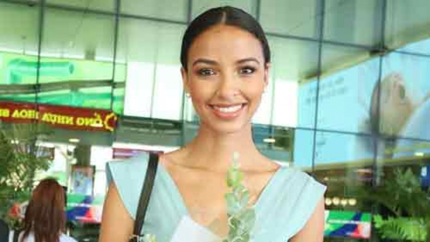 Miss France 2014 arrives in Vietnam