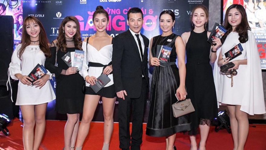 Stars come out for film debut in Hanoi