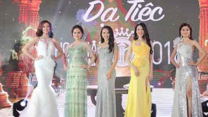 Miss Vietnam finalists sparkle in HCM City party