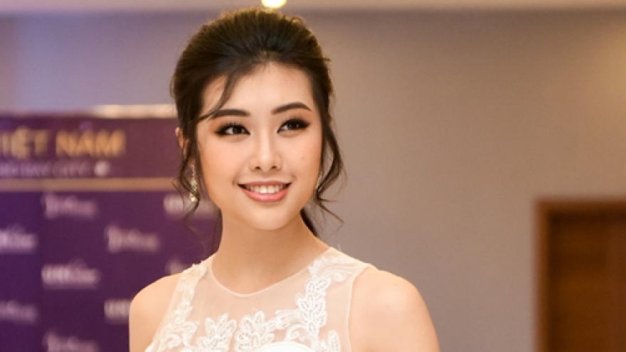 
        Online poll ranks Eight Best Faces of Miss Universe Vietnam 
                          
                      