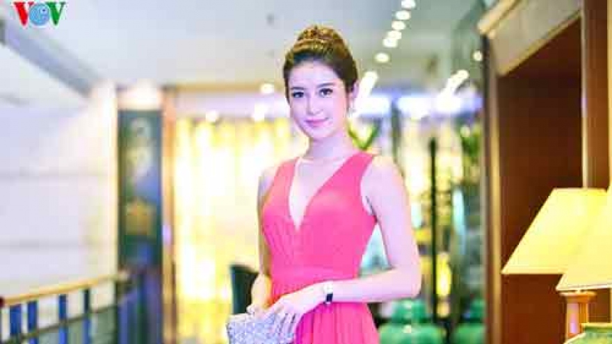 Huyen My graceful at Hanoi event