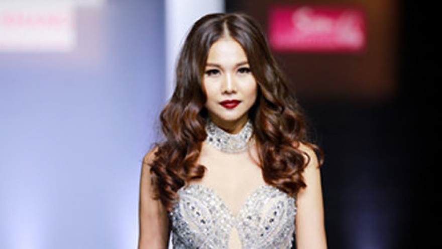 Son Collection introduces latest prom dress collection 