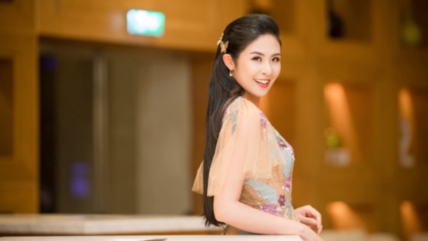 Ngoc Han majestic at Hanoi fashion event