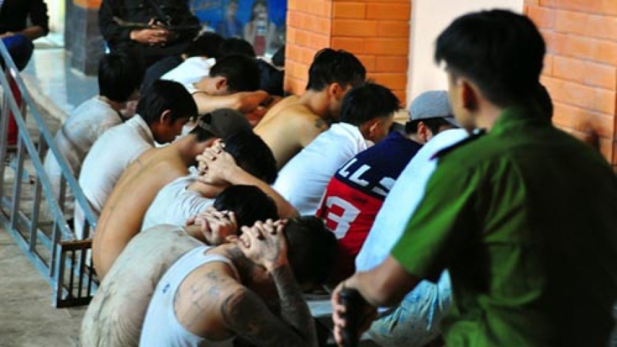 500 drug addicts escape rehab in Vietnam